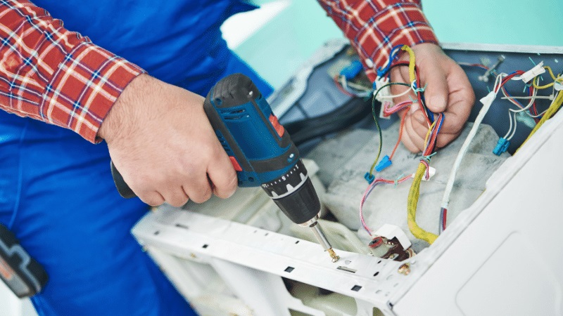 Üsküdar Toshiba Toshiba çamaşır makinesi kart tamiri – Su almama arızası orijinal parça ile giderildi. - Teknik servis örneği